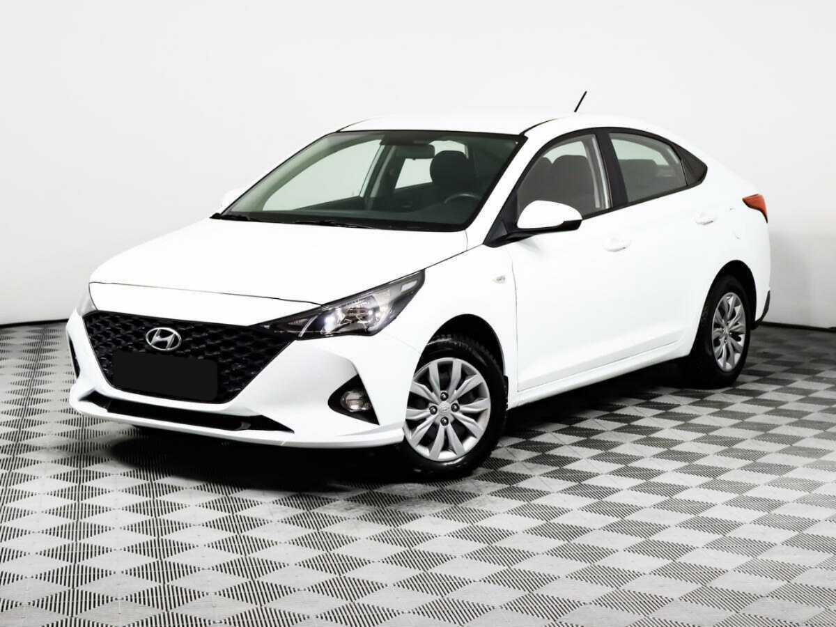 Купить Hyundai Solaris с пробегом. Посмотреть фото