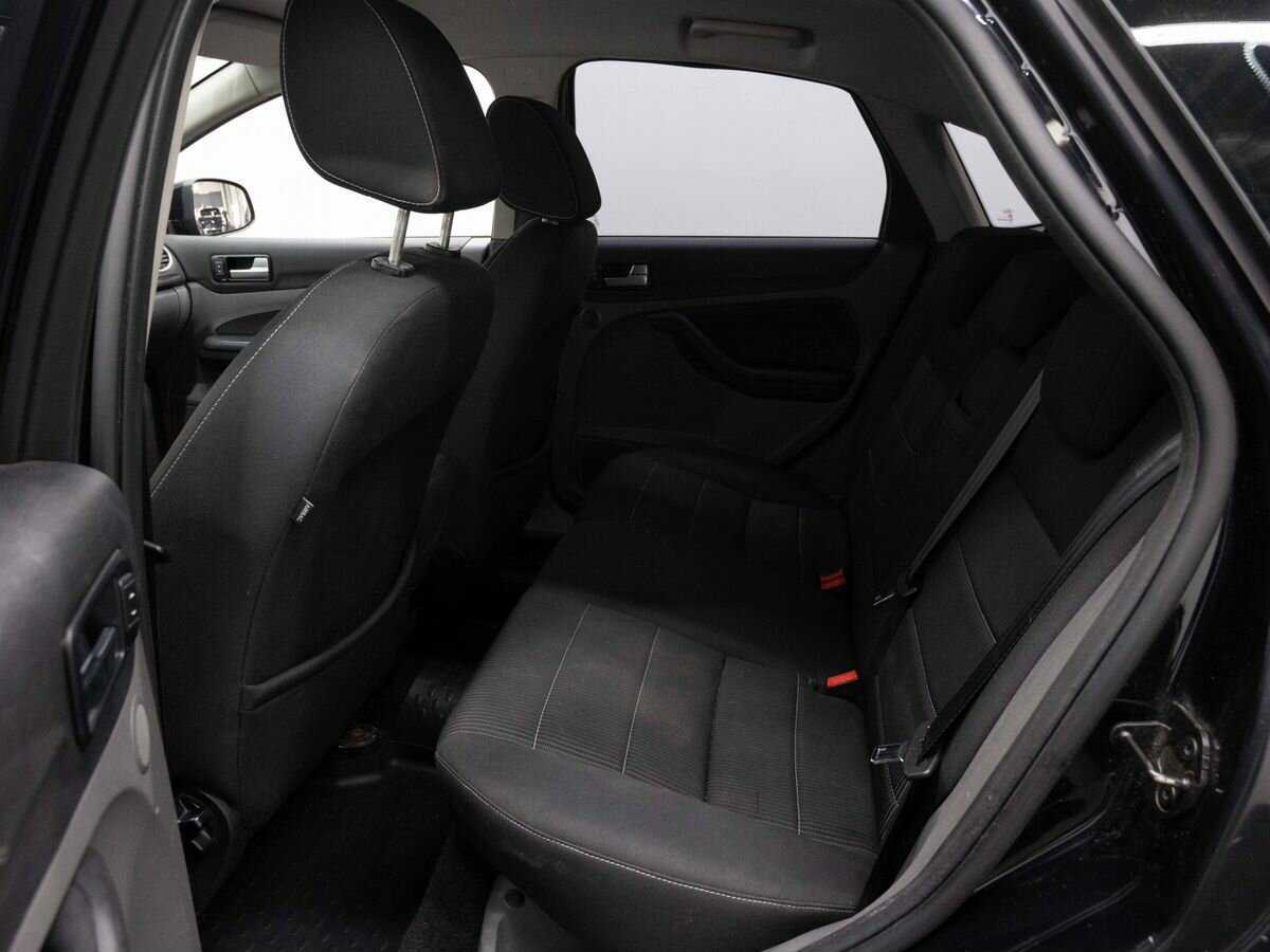 Купить Ford Focus с пробегом. Фото: #8