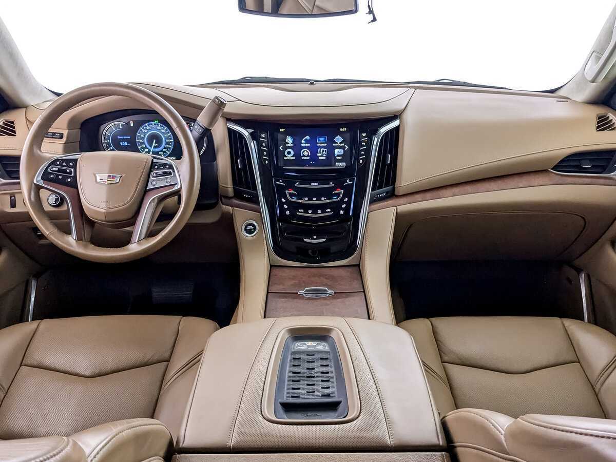 Купить Cadillac Escalade с пробегом. Фото: #13