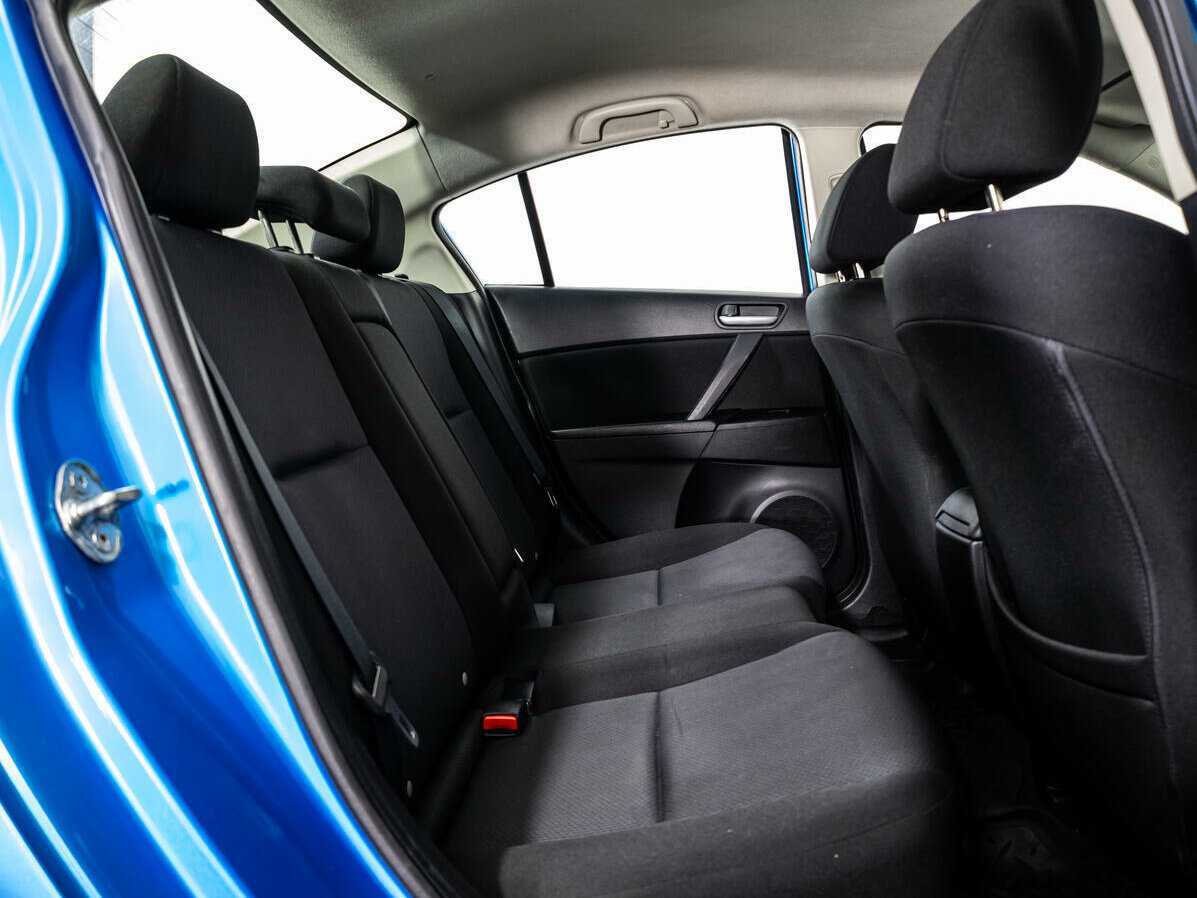 Купить Mazda 3 с пробегом. Фото: #9