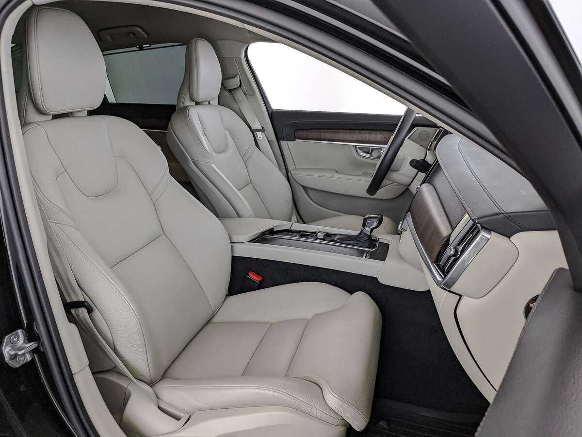 Купить Volvo S90 с пробегом. Фото: #18