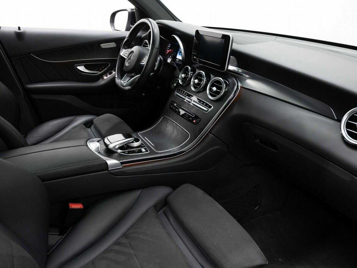 Купить Mercedes-Benz GLC с пробегом. Фото: #10