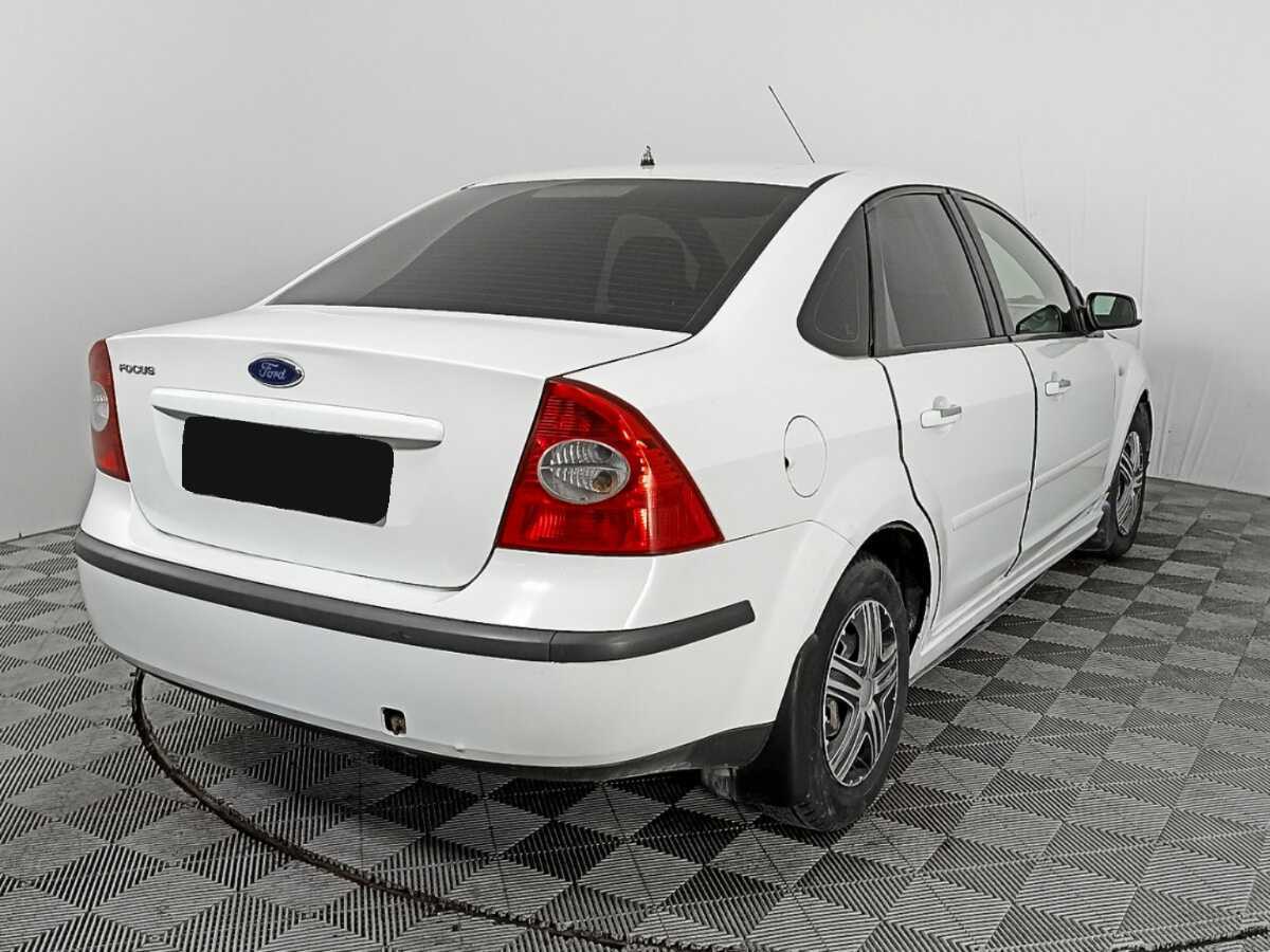 Купить Ford Focus с пробегом. Фото: #3