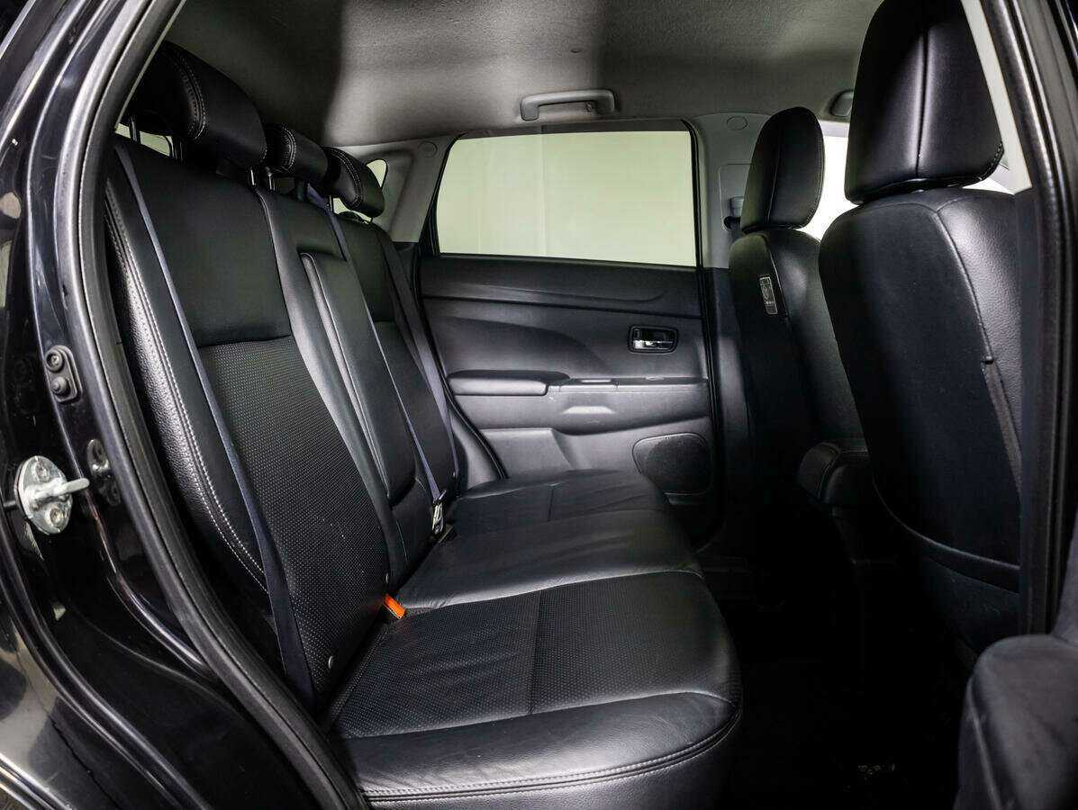 Купить Mitsubishi ASX с пробегом. Фото: #12