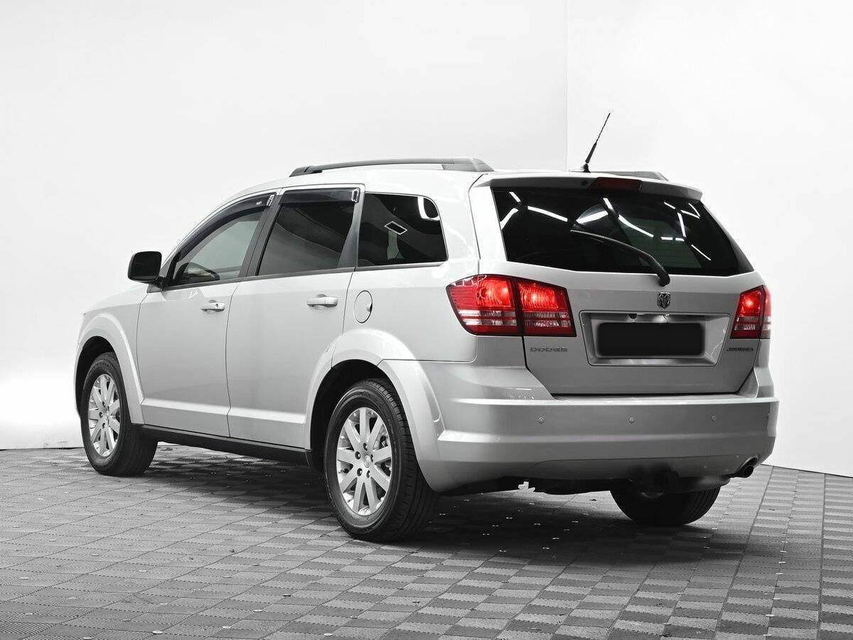 Купить Dodge Journey с пробегом. Фото: #2