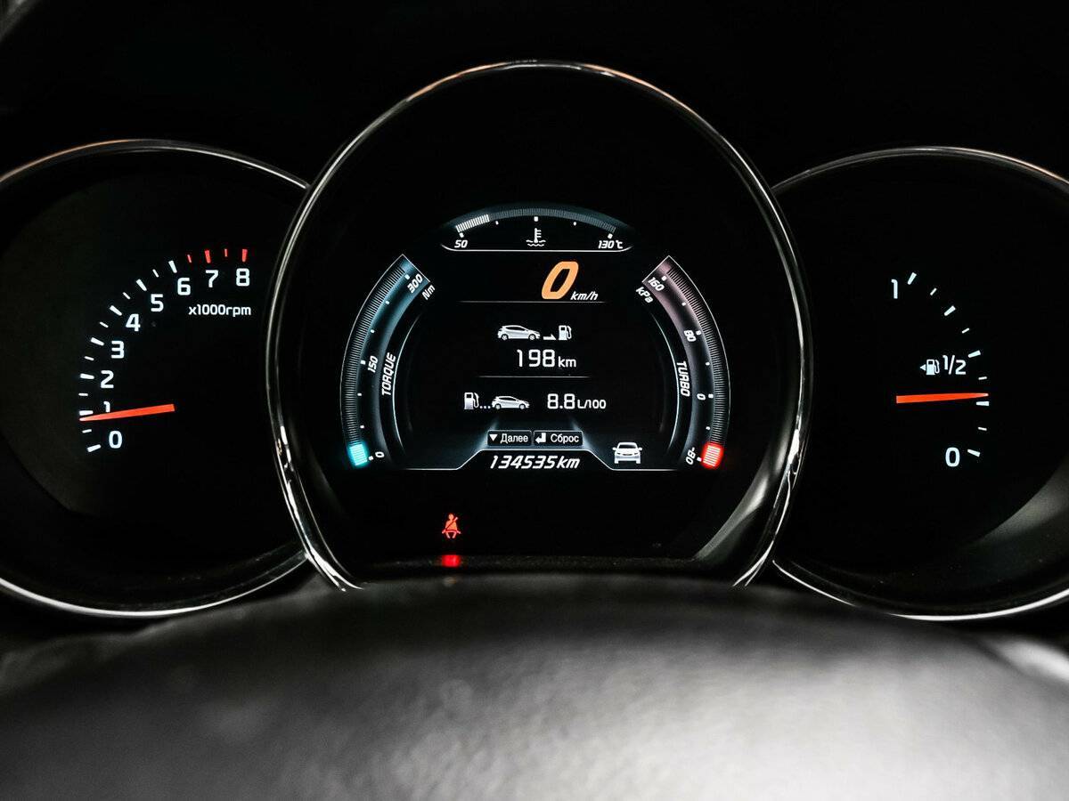 Купить Kia Ceed GT с пробегом. Фото: #9