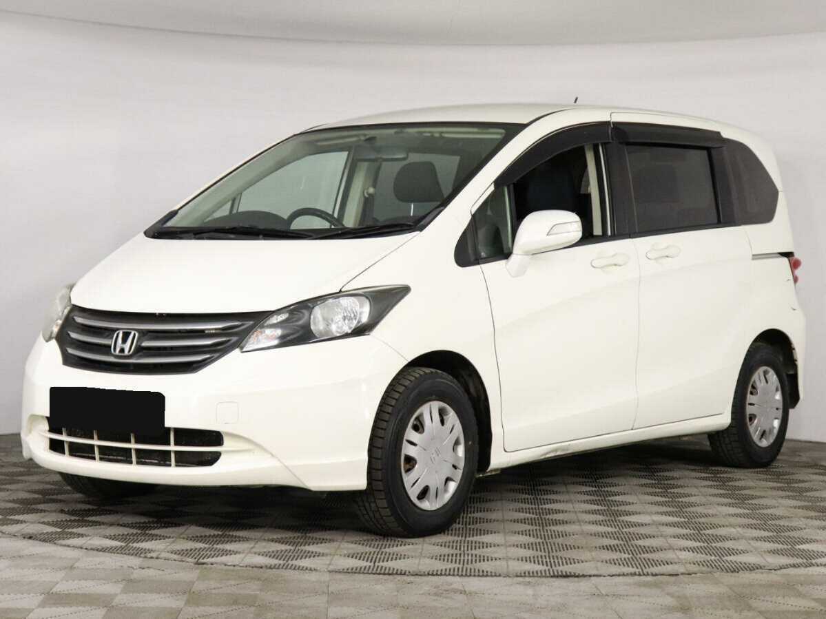 Купить Honda Freed с пробегом. Посмотреть фото