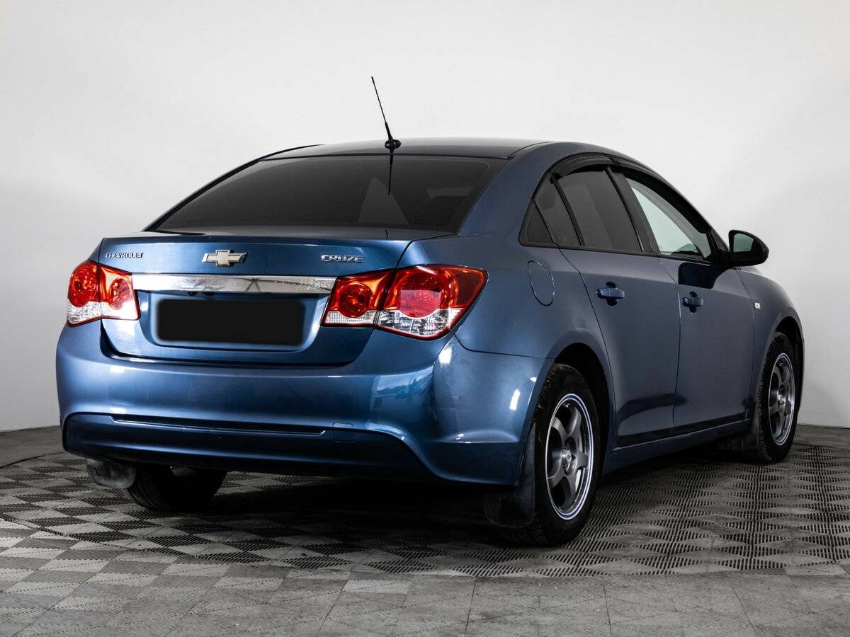 Купить Chevrolet Cruze с пробегом. Фото: #3
