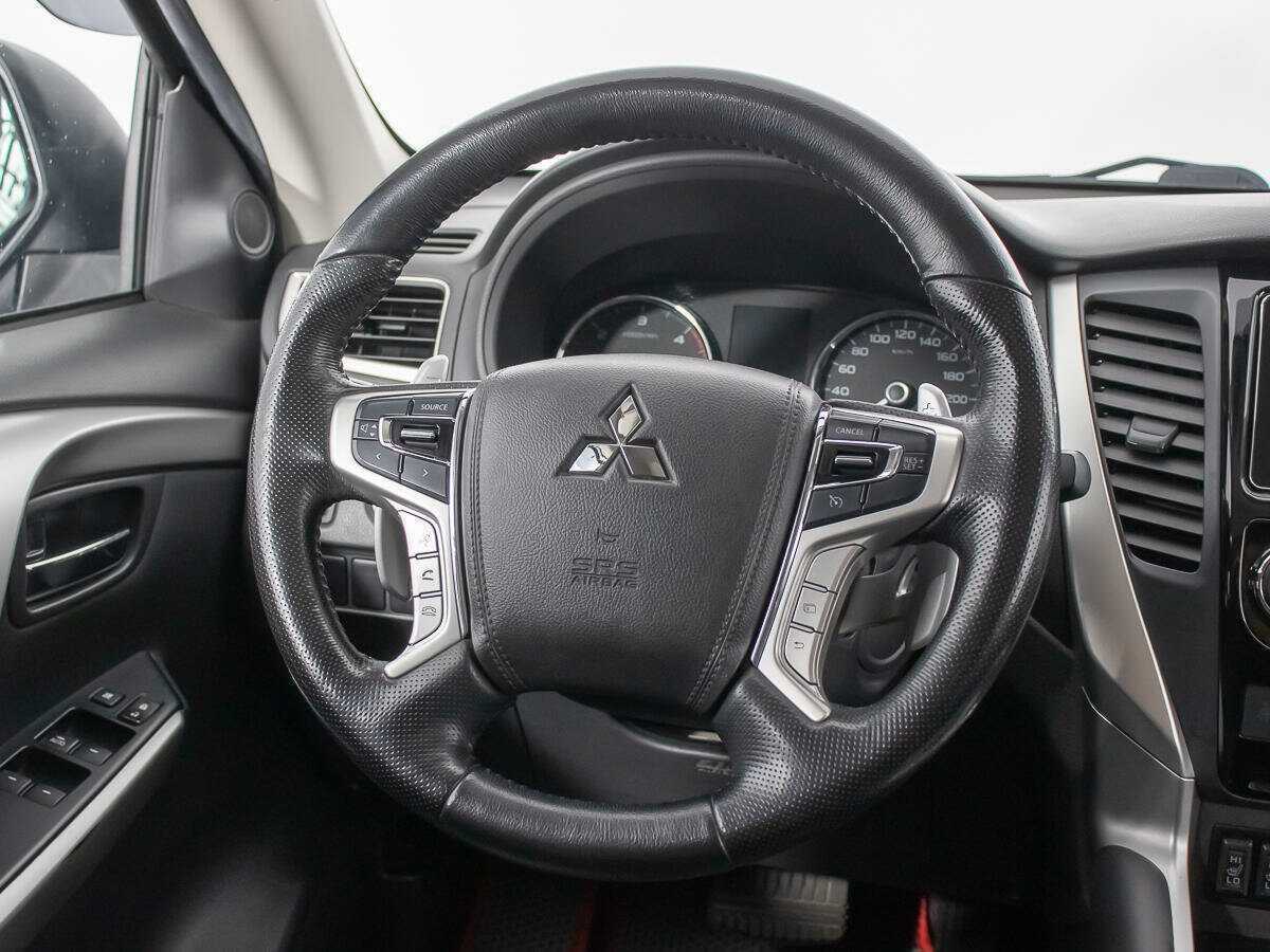 Купить Mitsubishi Pajero Sport с пробегом. Фото: #14