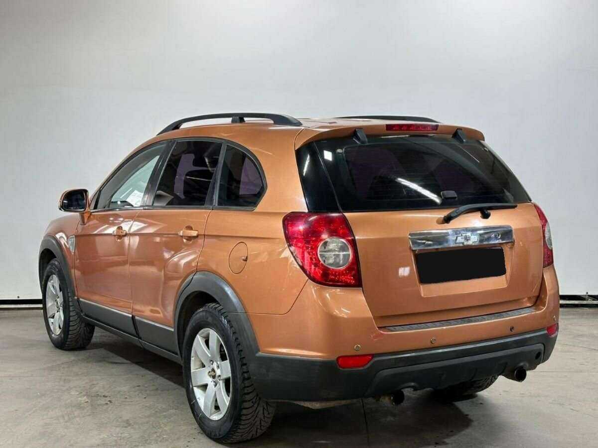 Купить Chevrolet Captiva с пробегом. Фото: #6