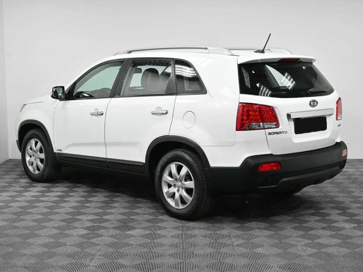 Купить Kia Sorento с пробегом. Фото: #3