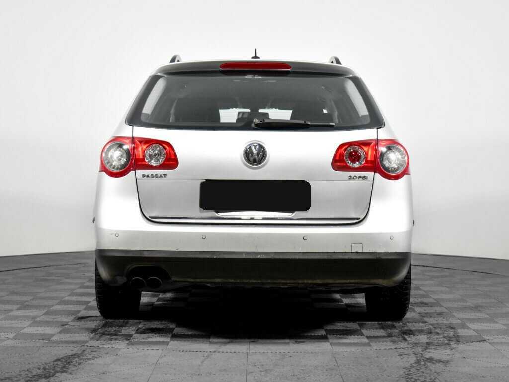 Купить Volkswagen Passat с пробегом. Фото: #2