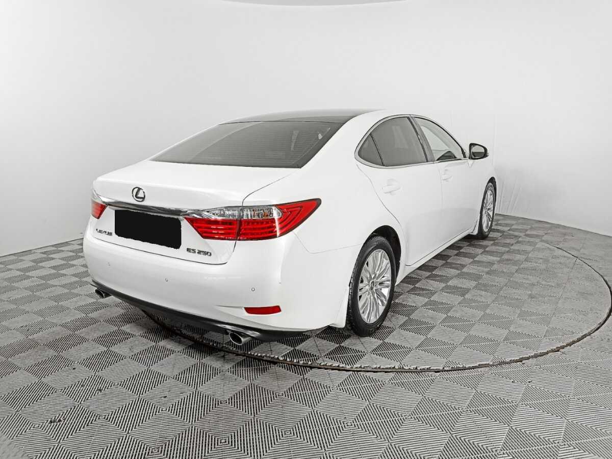 Купить Lexus ES с пробегом. Фото: #2