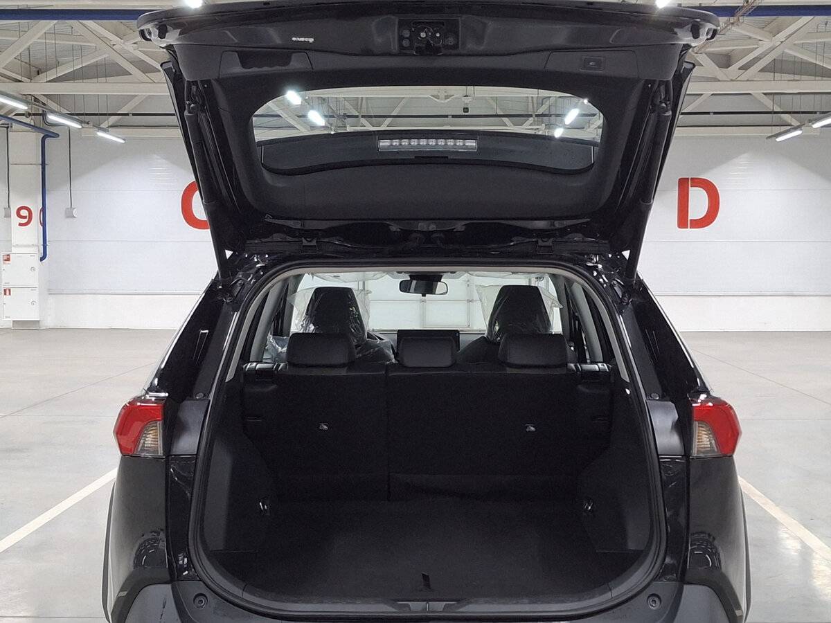 Купить Toyota RAV4 с пробегом. Фото: #8