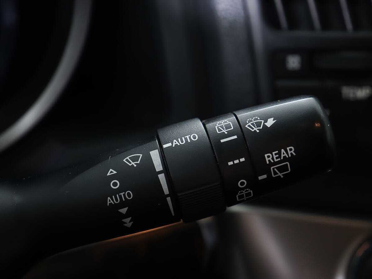 Купить Toyota Land Cruiser с пробегом. Фото: #21