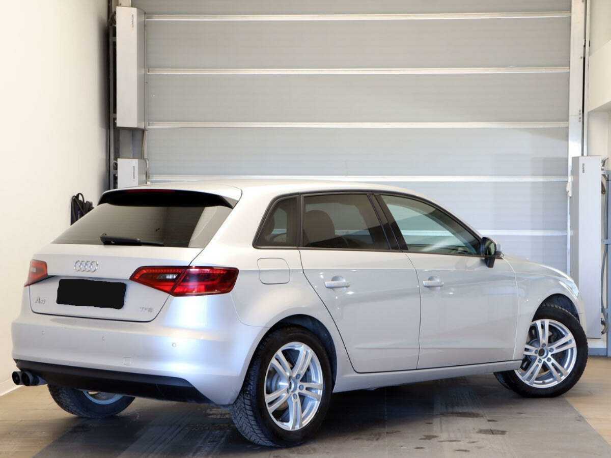 Купить Audi A3 с пробегом. Фото: #3