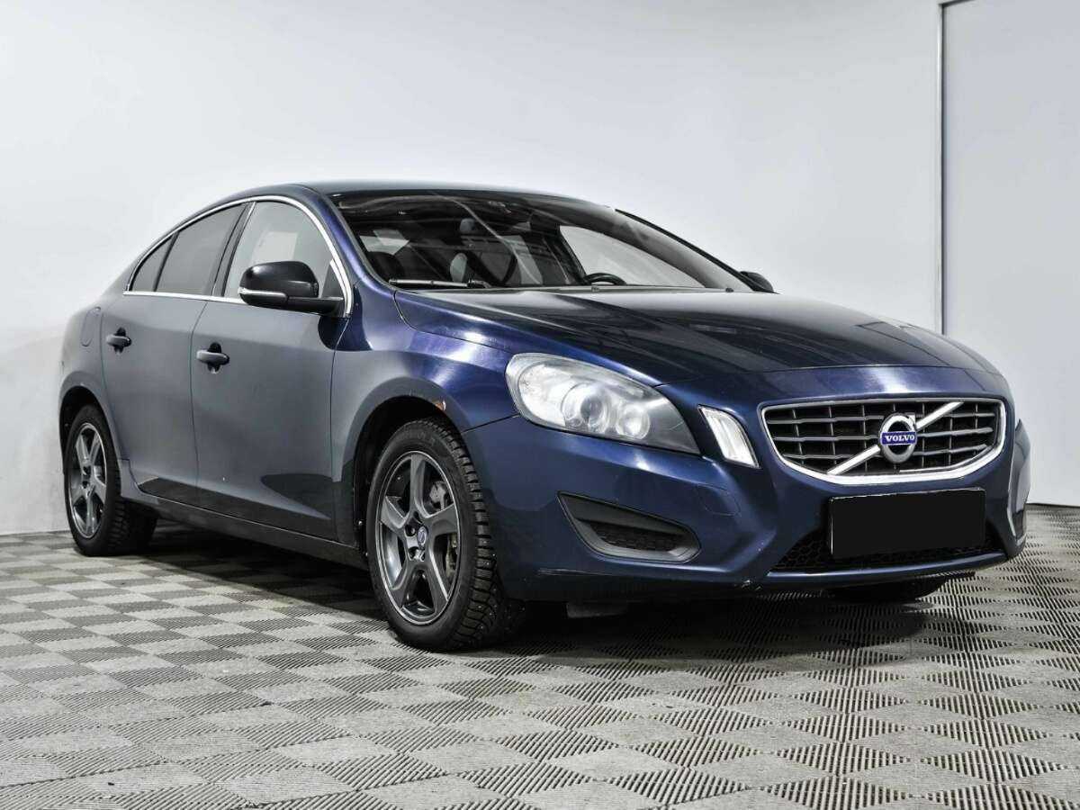 Купить Volvo S60 с пробегом. Фото: #2