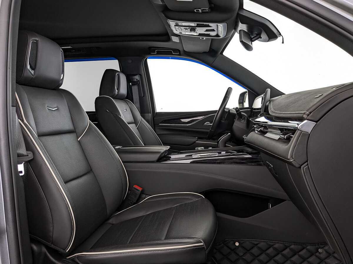 Купить Cadillac Escalade с пробегом. Фото: #22