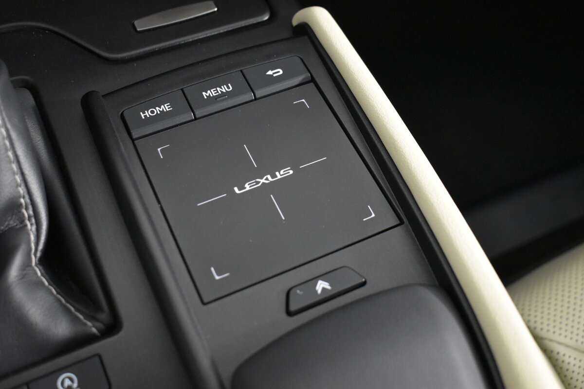 Купить Lexus ES с пробегом. Фото: #13