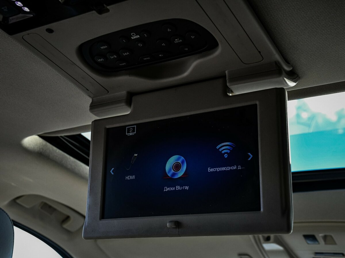 Купить Cadillac Escalade с пробегом. Фото: #16