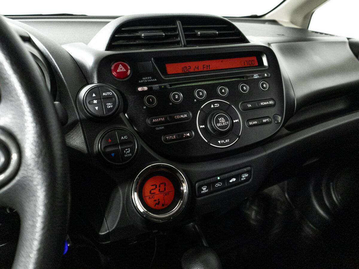 Купить Honda Jazz с пробегом. Фото: #16