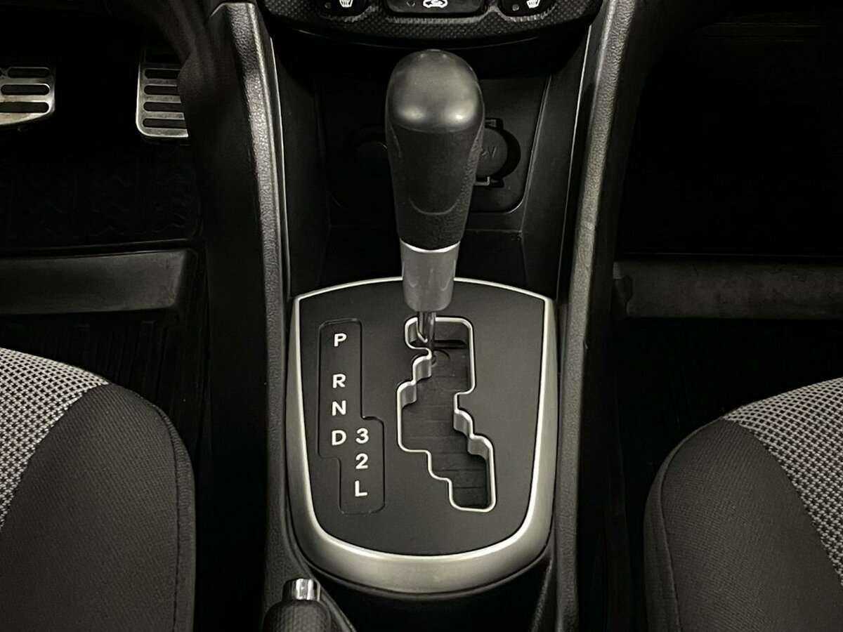 Купить Hyundai Solaris с пробегом. Фото: #12