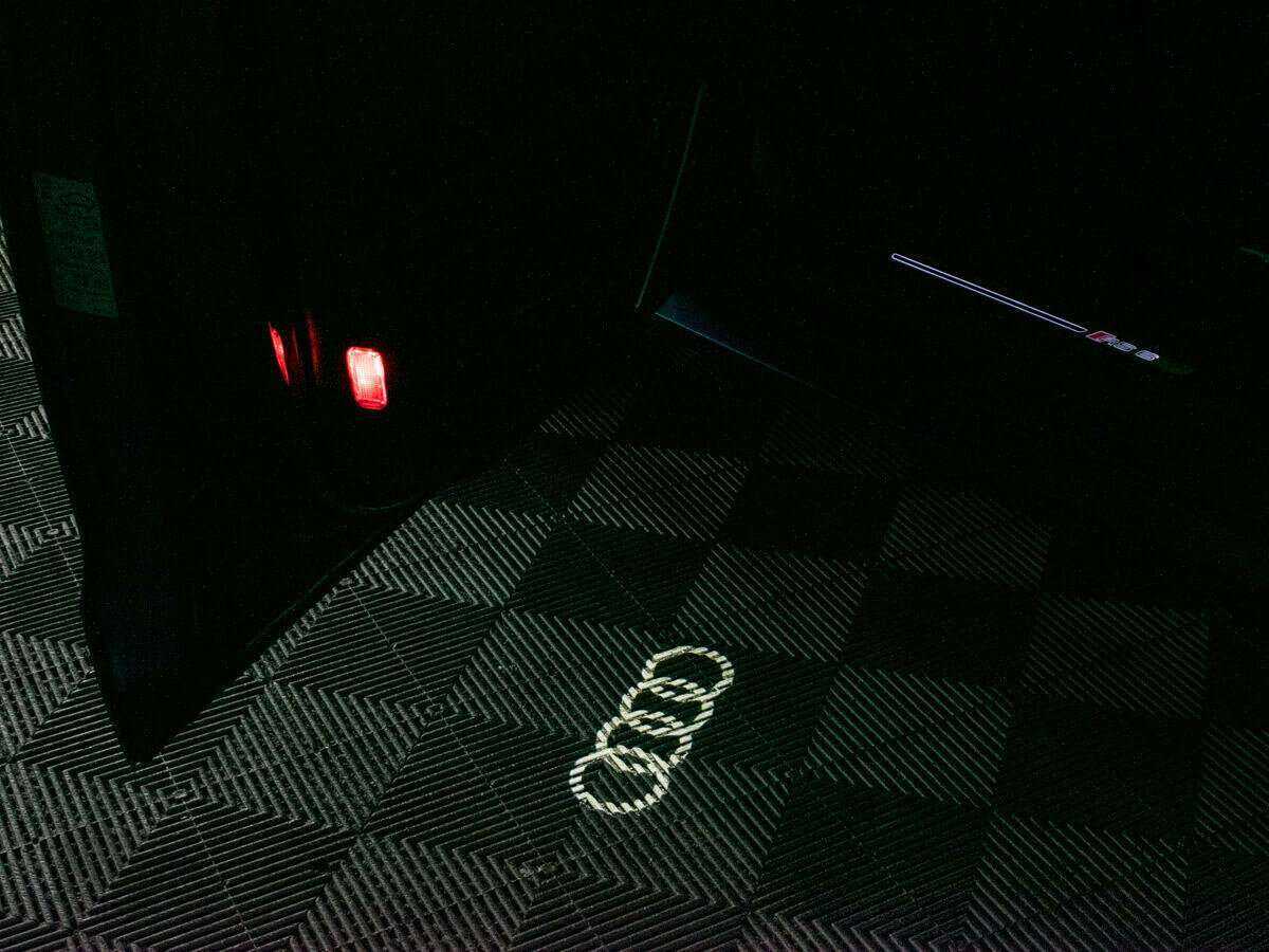 Купить Audi RS 6 с пробегом. Фото: #27