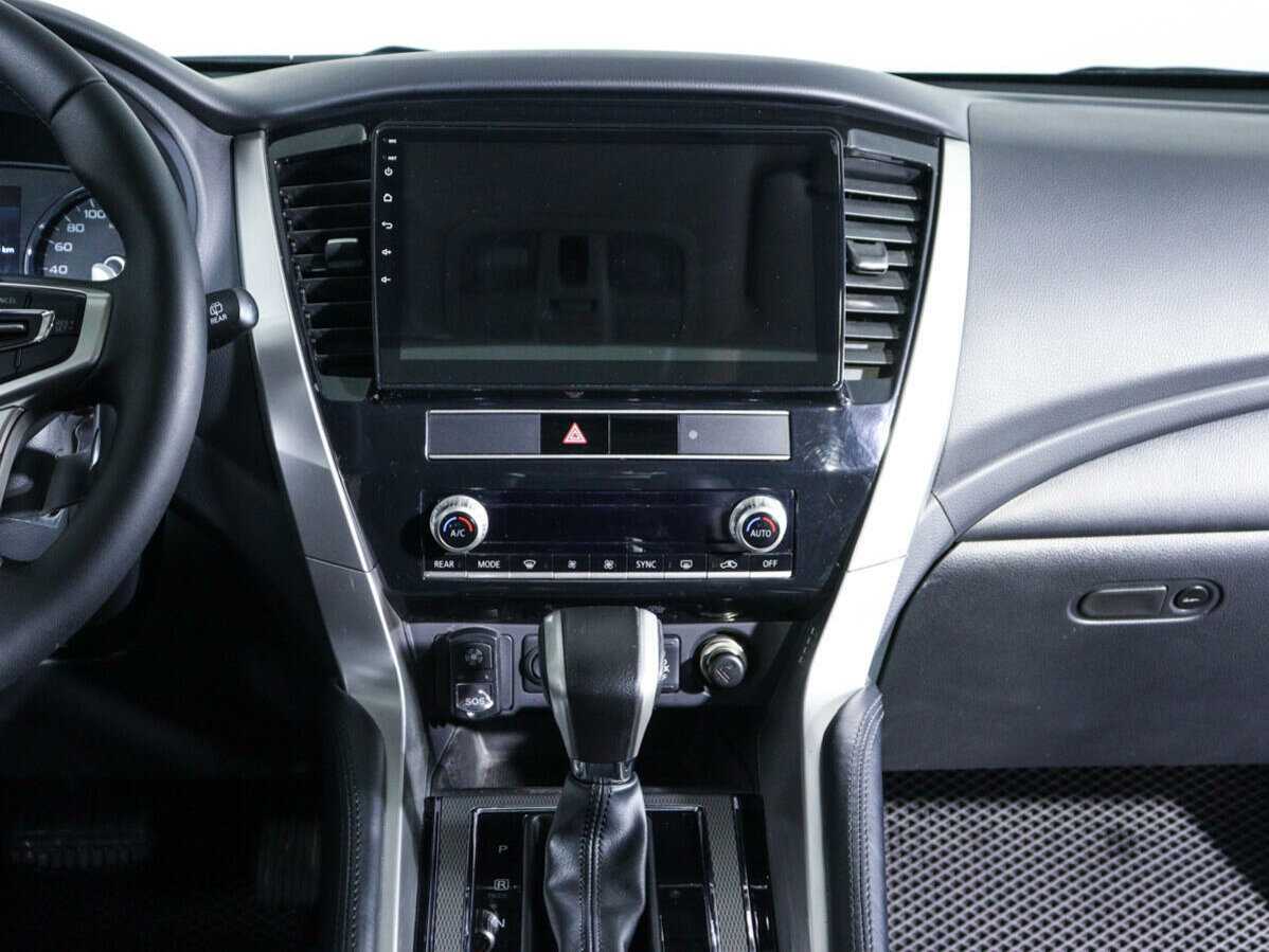 Купить Mitsubishi Pajero Sport с пробегом. Фото: #10