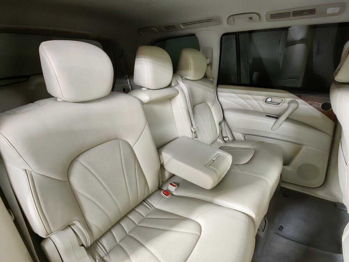 Купить Infiniti QX80 с пробегом. Фото: #12