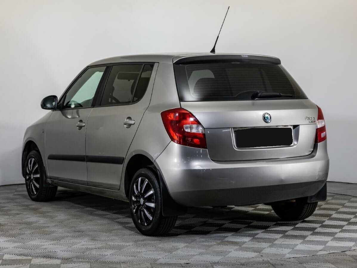 Купить Skoda Fabia с пробегом. Фото: #6