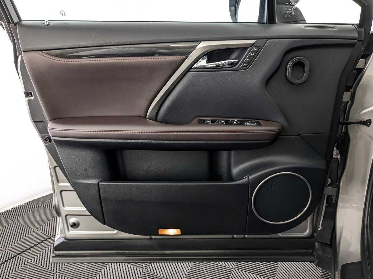 Купить Lexus RX с пробегом. Фото: #14