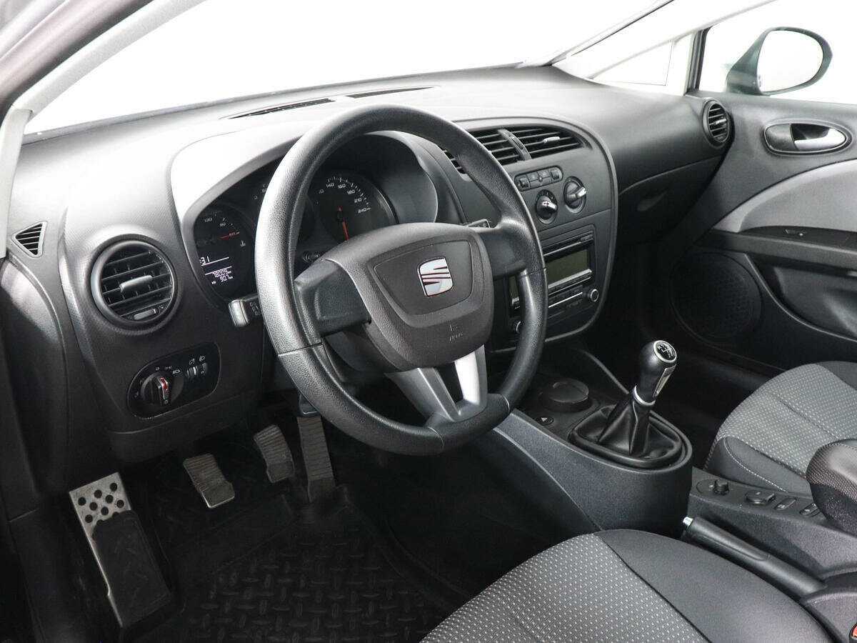 Купить SEAT Leon с пробегом. Фото: #6