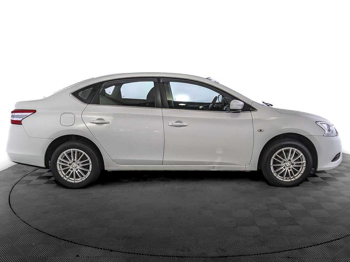 Купить Nissan Sentra с пробегом. Фото: #3