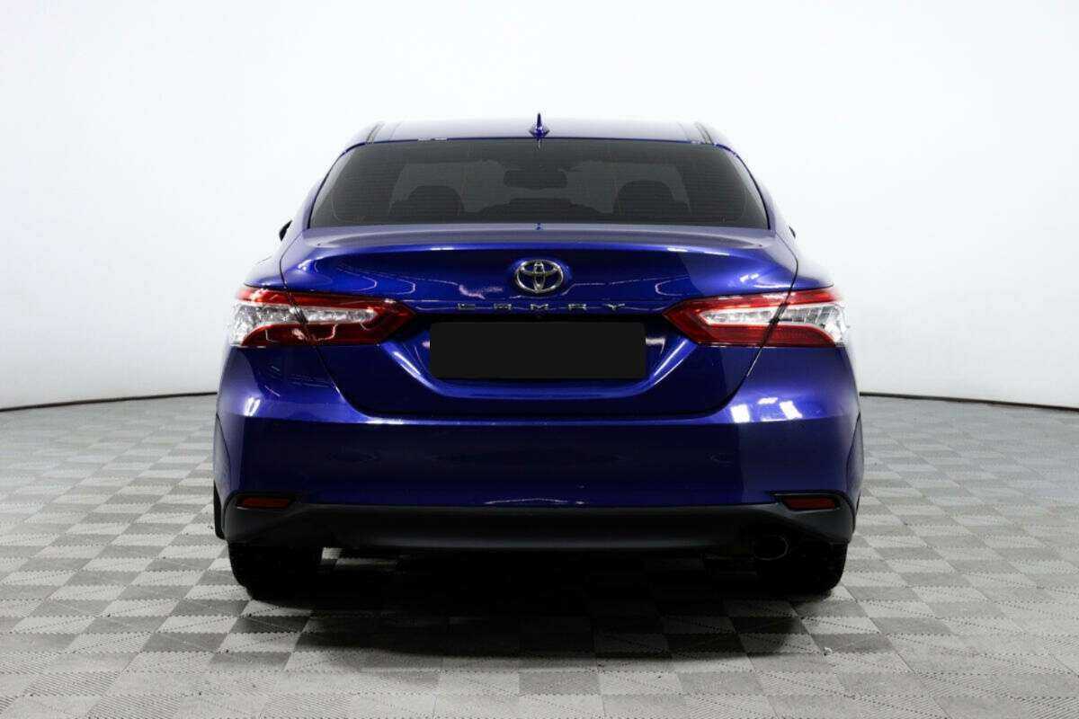 Купить Toyota Camry с пробегом. Фото: #5