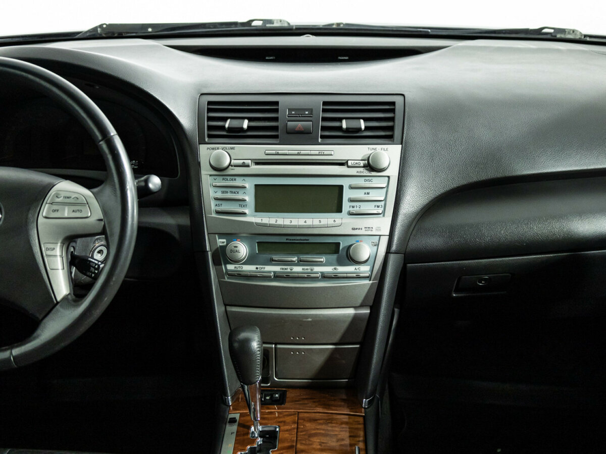 Купить Toyota Camry с пробегом. Фото: #13