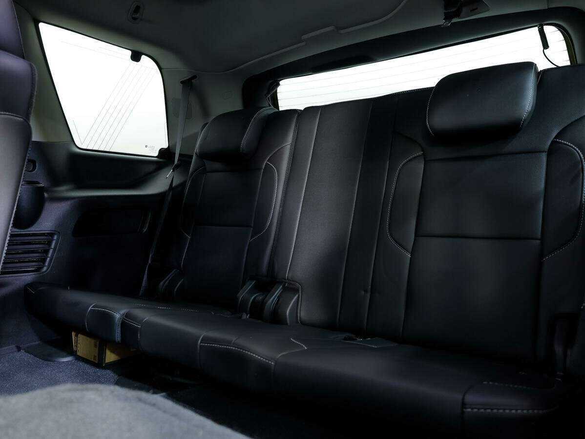Купить Chevrolet Tahoe с пробегом. Фото: #15