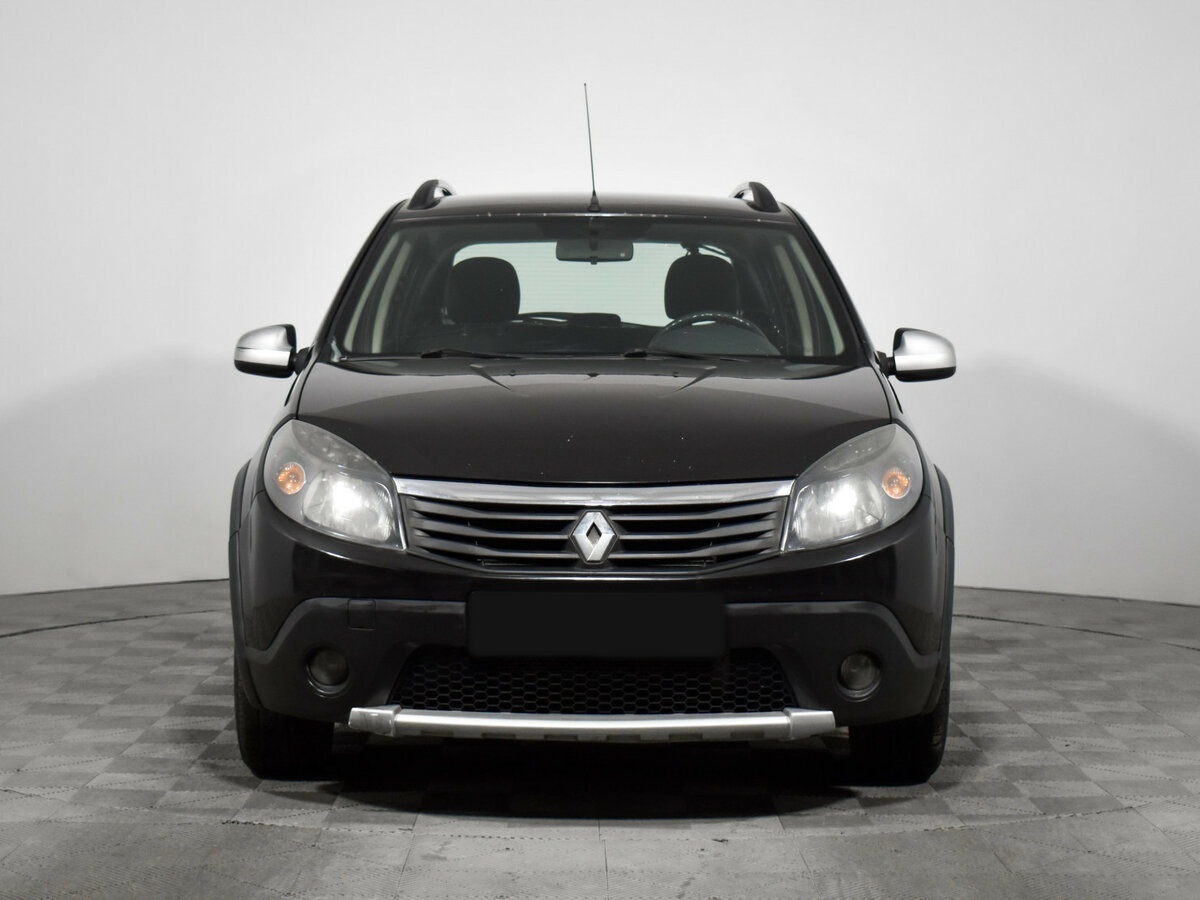 Купить Renault Sandero с пробегом. Фото: #1