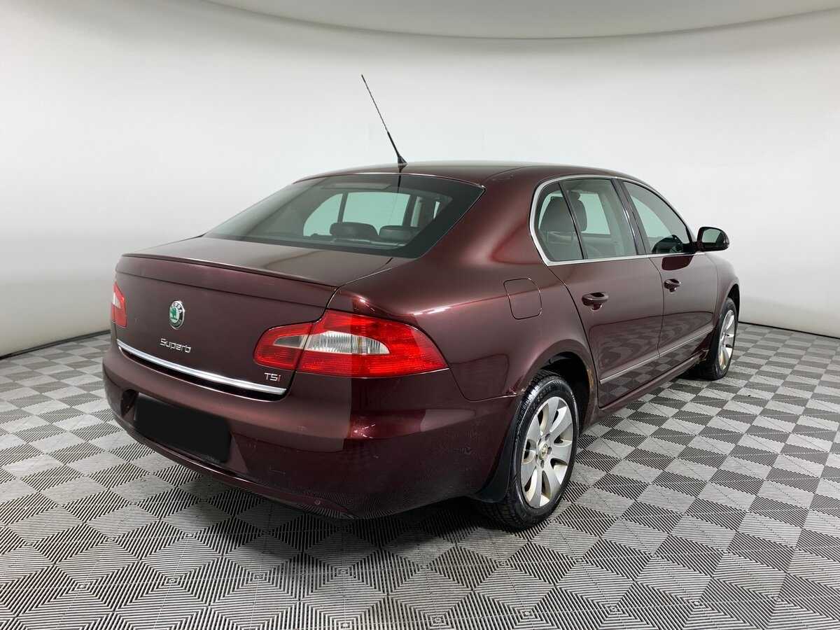 Купить Skoda Superb с пробегом. Фото: #4