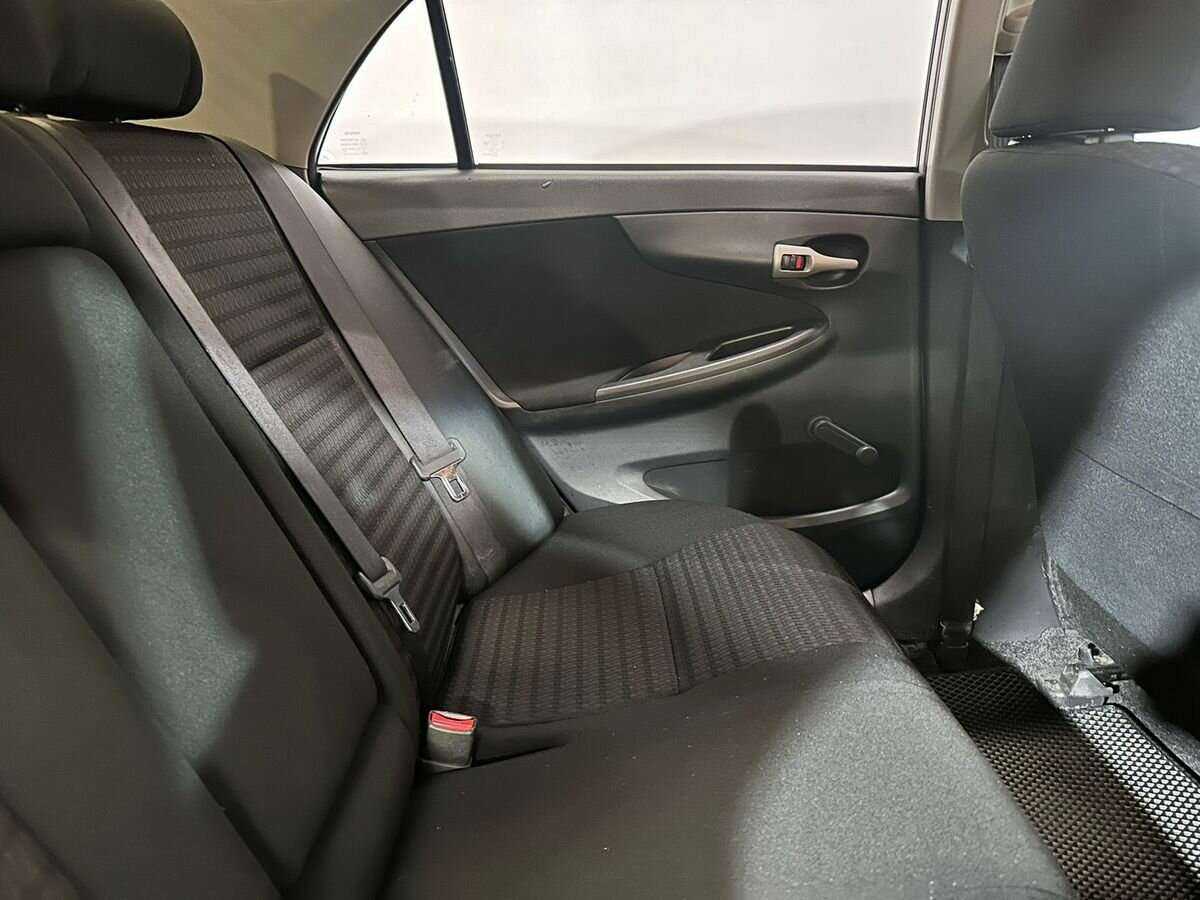 Купить Toyota Corolla с пробегом. Фото: #10