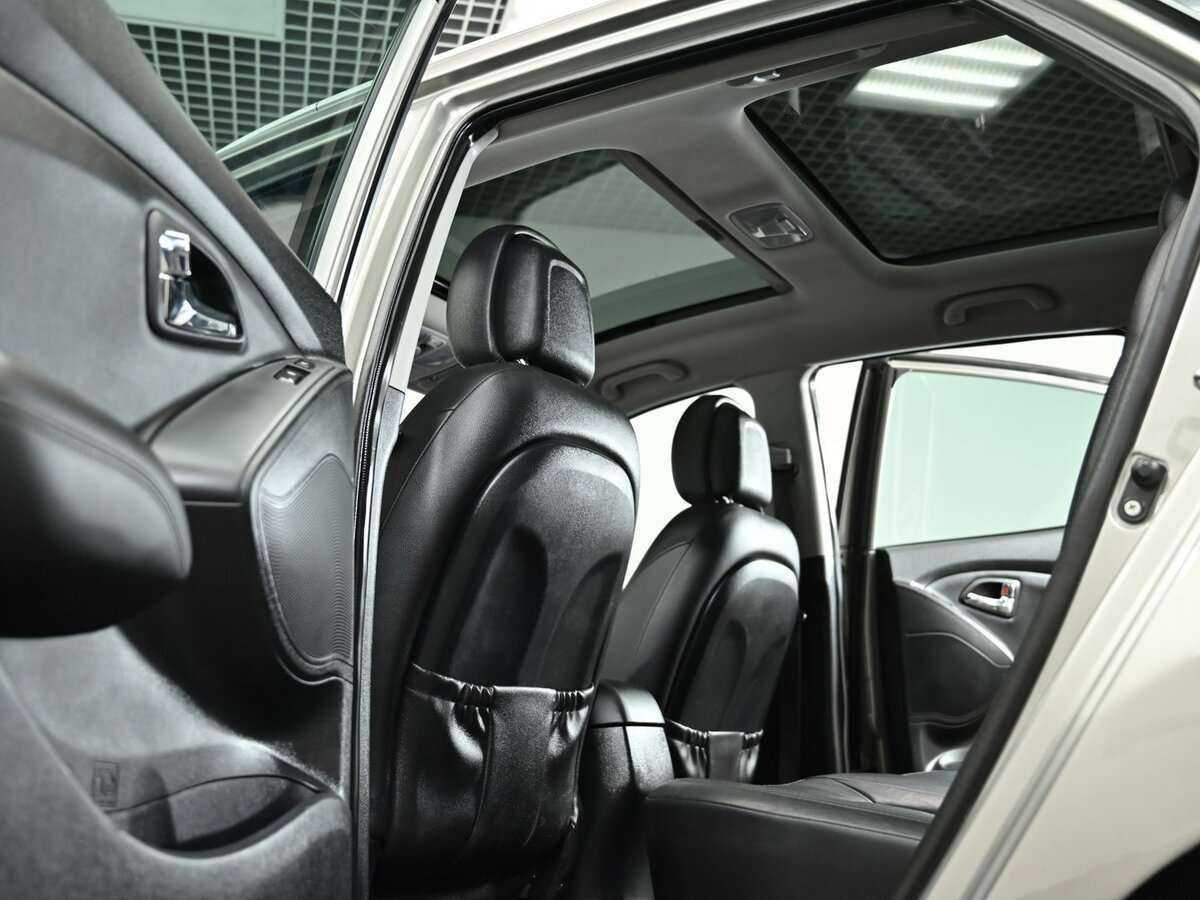Купить Hyundai ix35 с пробегом. Фото: #6