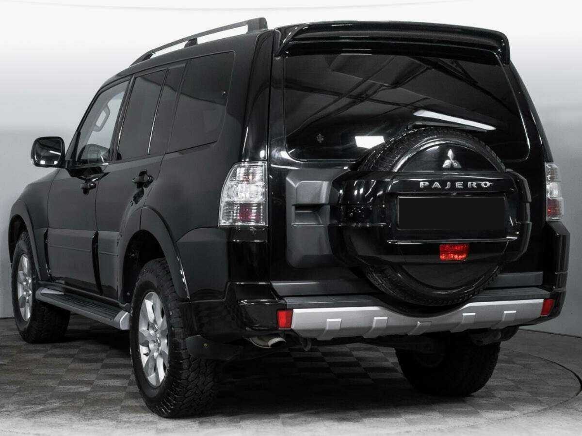 Купить Mitsubishi Pajero с пробегом. Фото: #6