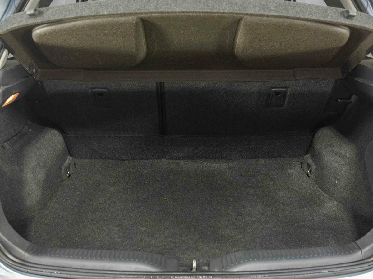 Купить Toyota Auris с пробегом. Фото: #20