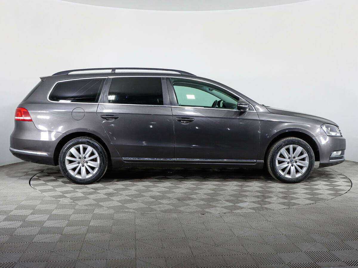 Купить Volkswagen Passat с пробегом. Фото: #3