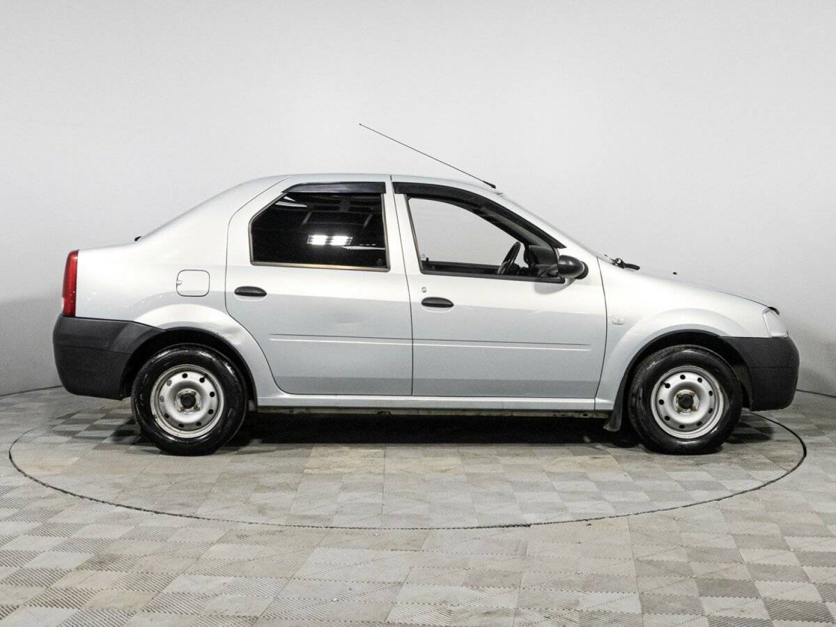 Купить Renault Logan с пробегом. Фото: #3