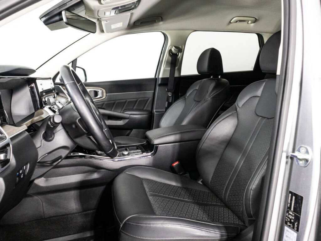 Купить Kia Sorento с пробегом. Фото: #10