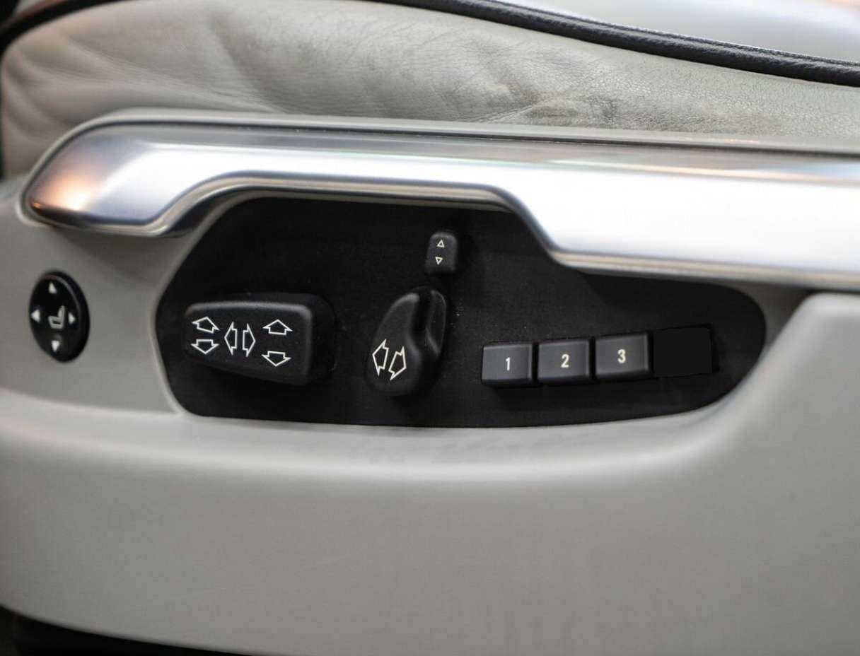 Купить Land Rover Range Rover с пробегом. Фото: #20