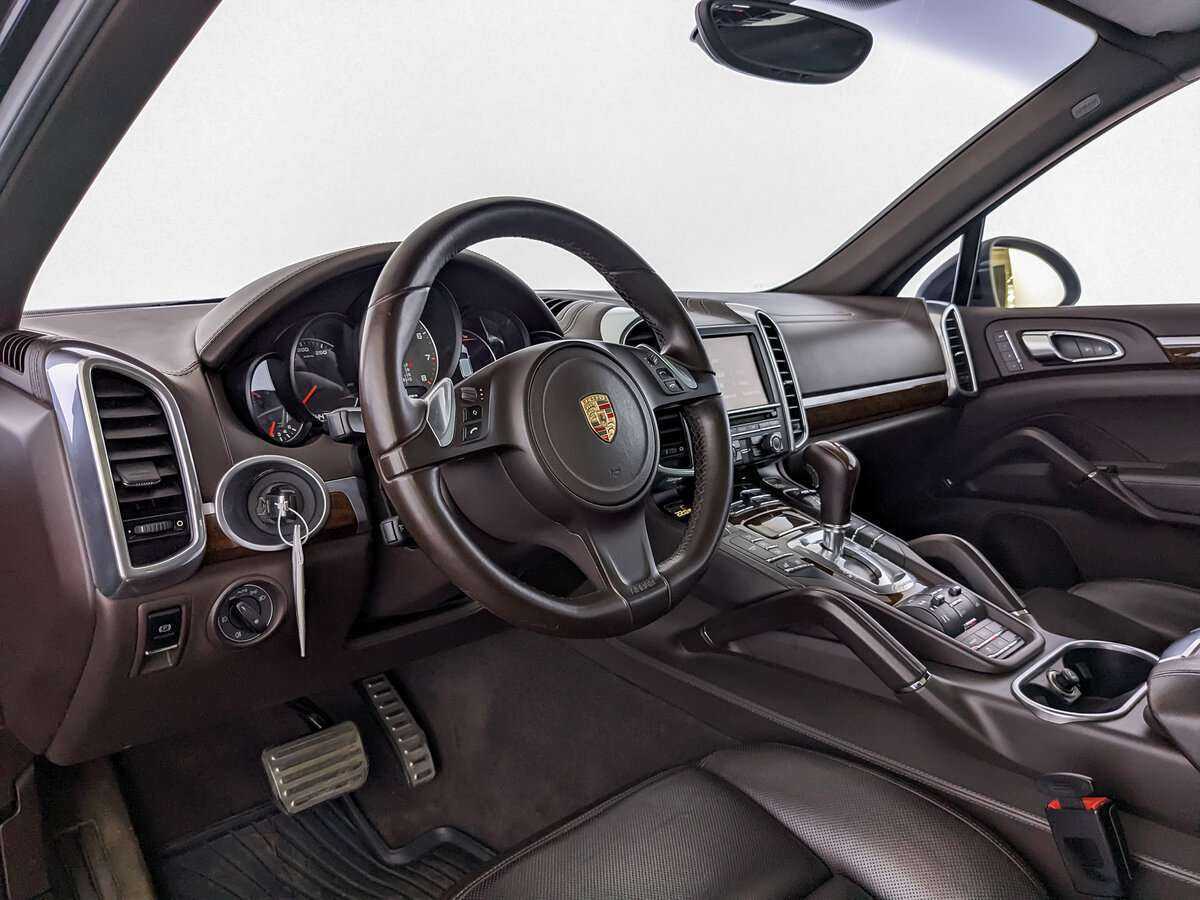 Купить Porsche Cayenne с пробегом. Фото: #13