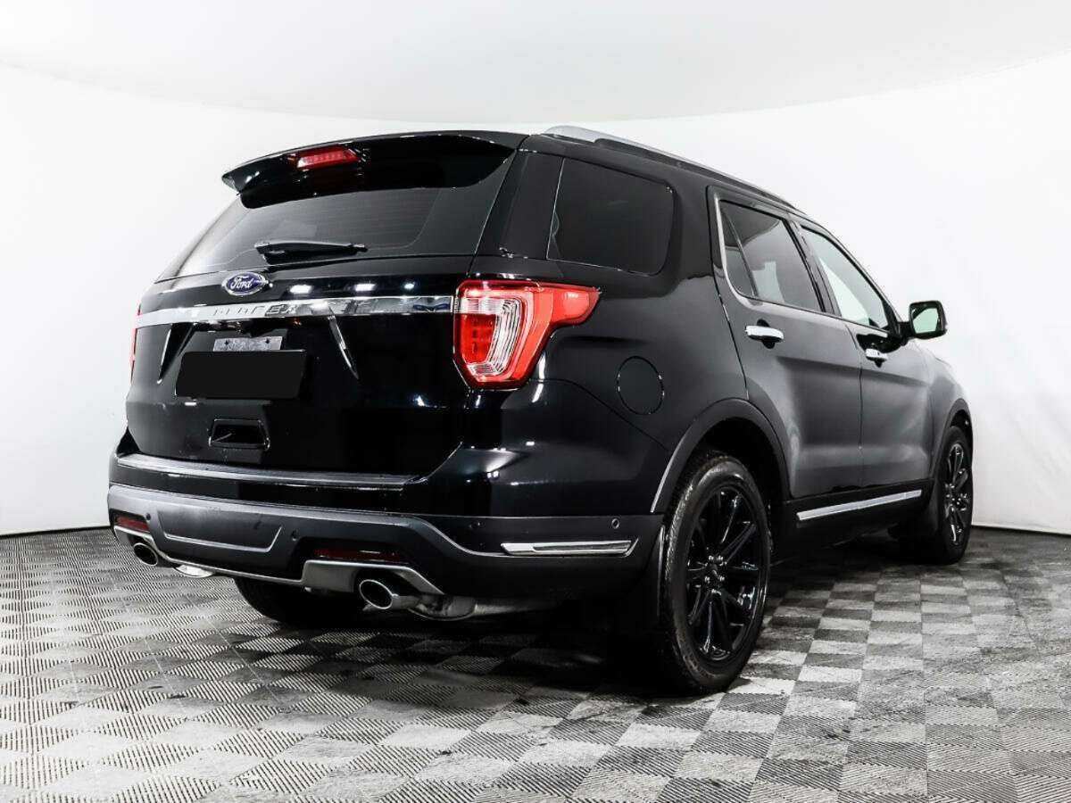 Купить Ford Explorer с пробегом. Фото: #4