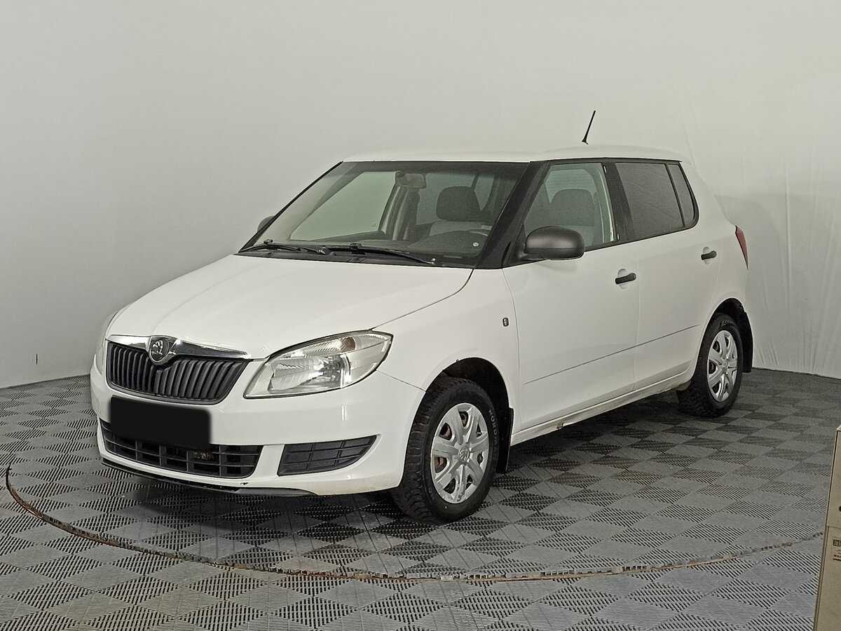 Купить Skoda Fabia с пробегом. Посмотреть фото