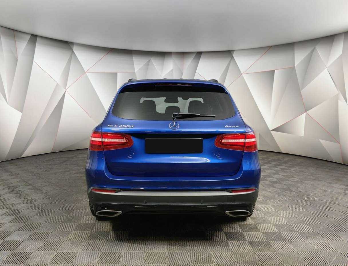 Купить Mercedes-Benz GLC с пробегом. Фото: #7